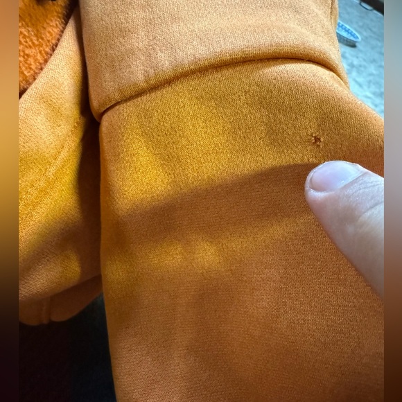 Nike Therma-Fit Rust/Pumpkin Orange Hoodie - Picture 10 of 10